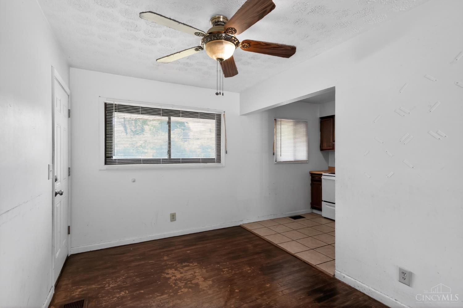 8868 Ebro Court, Springfield Twp., OH, 45231 — photo 6