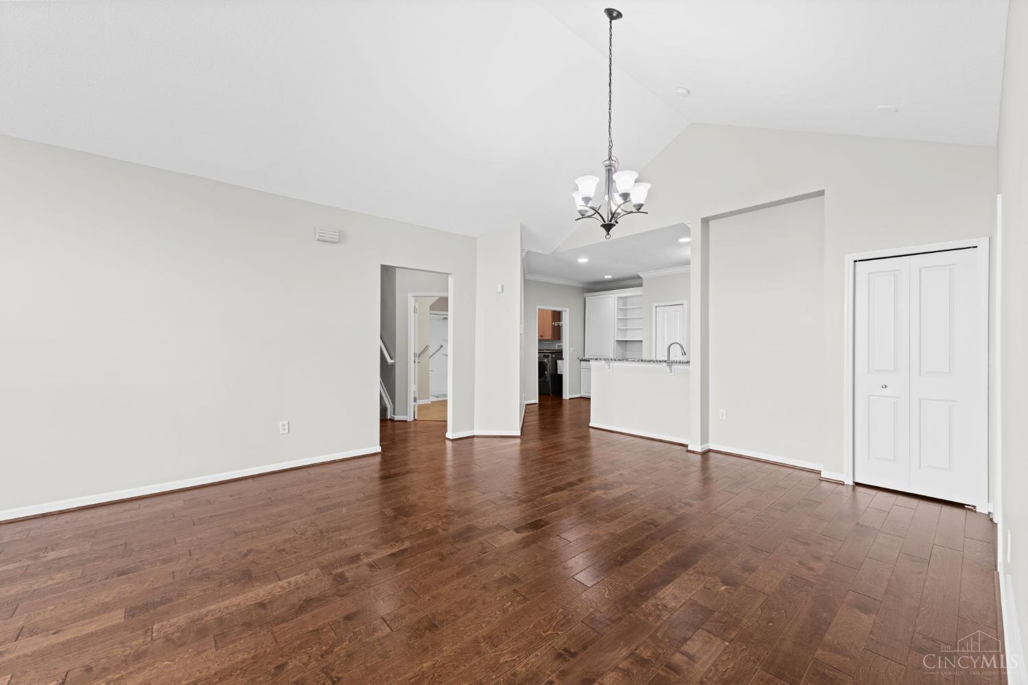 7151 Liberty Grand Drive, Liberty Twp, OH, 45069 — photo 6