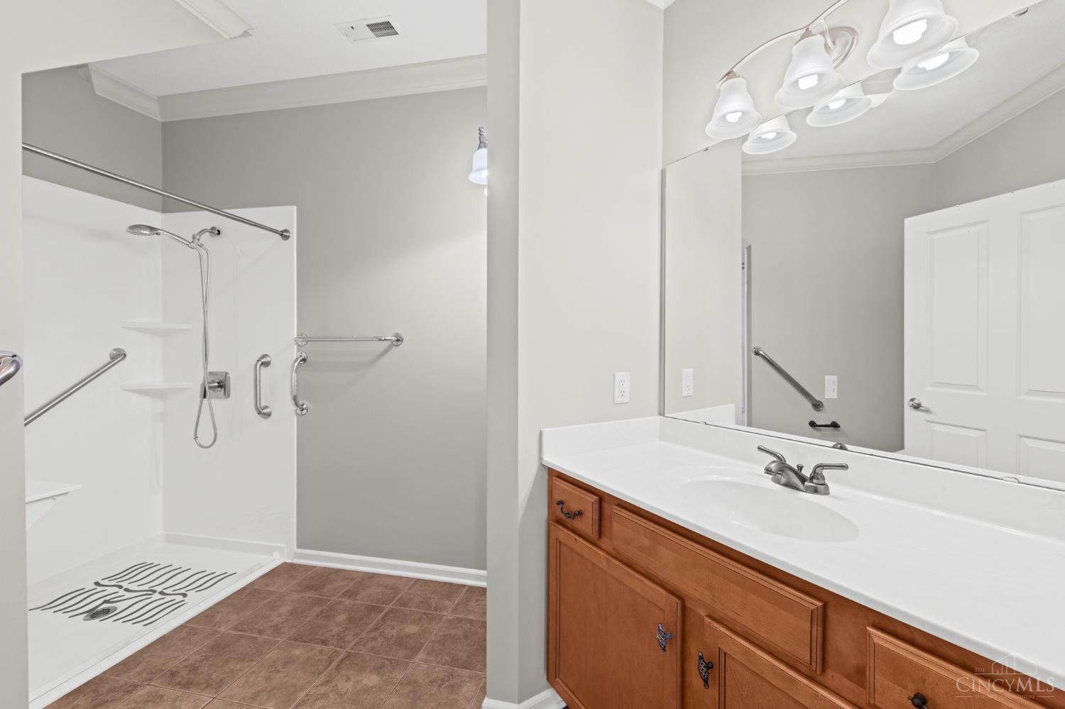 7151 Liberty Grand Drive, Liberty Twp, OH, 45069 — photo 29