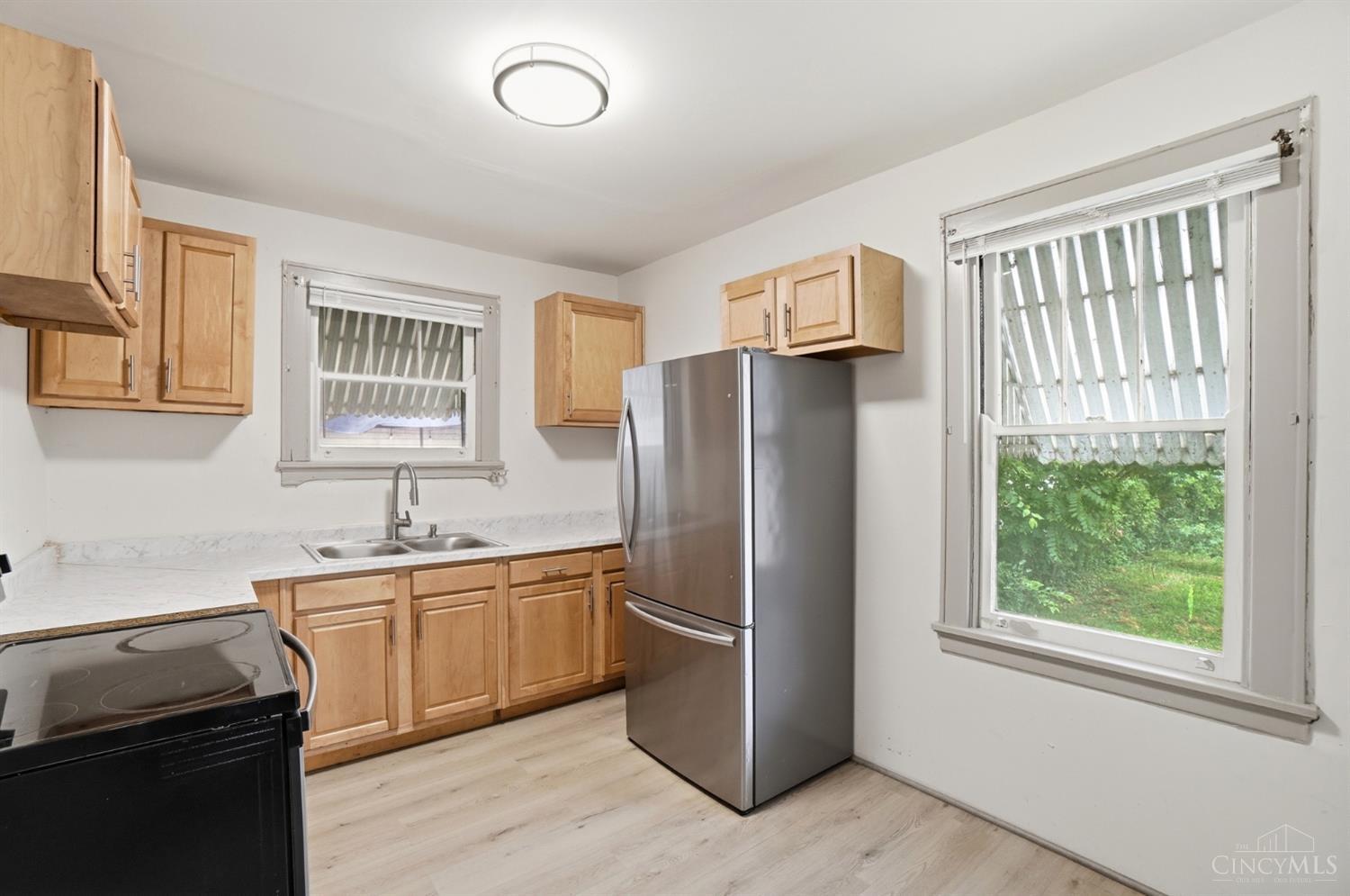 6644 Murray Avenue, Columbia Twp, OH, 45227 — photo 10