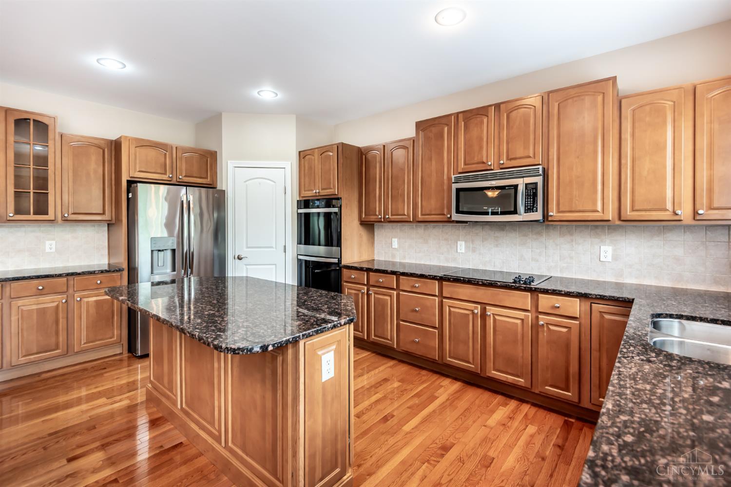 1481 Shaker Run Boulevard, Turtle Creek Twp, OH, 45036 — photo 10