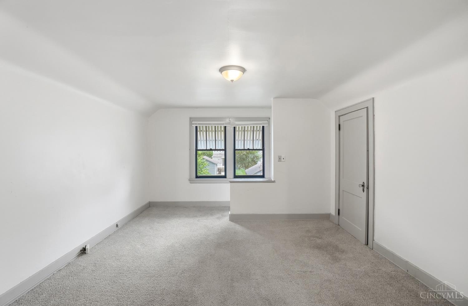6644 Murray Avenue, Columbia Twp, OH, 45227 — photo 19