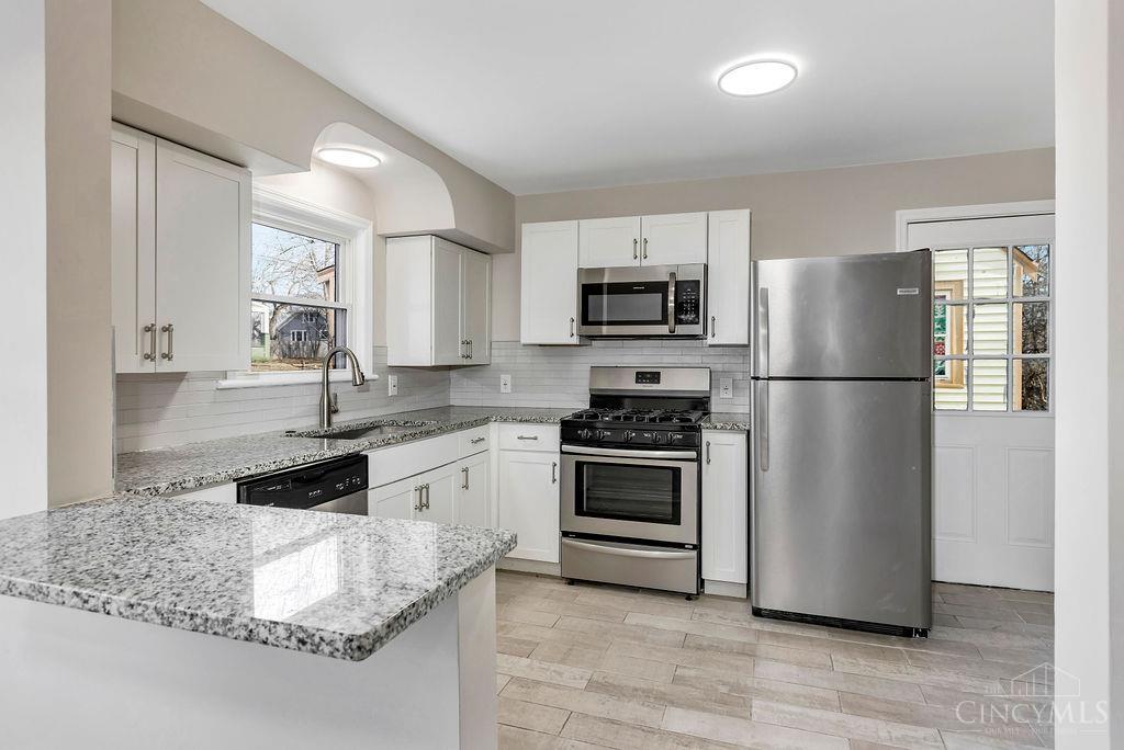 6253 Sturdy Avenue, Cincinnati, OH, 45230 — photo 12