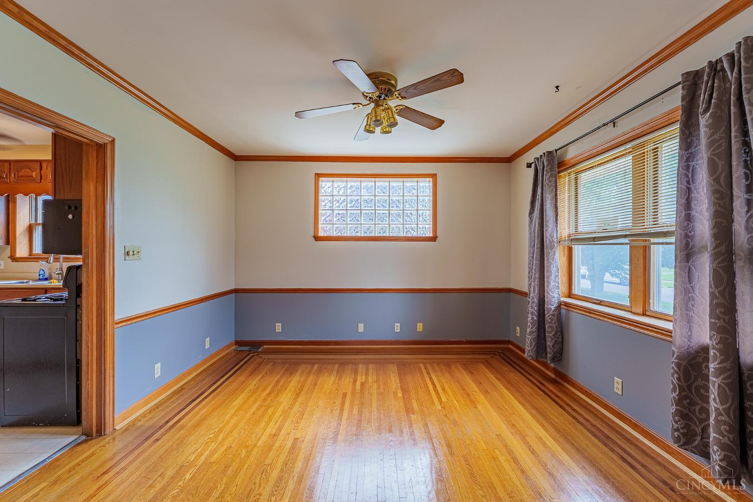 4430 Grove Avenue, Green Twp, OH, 45211 — photo 11