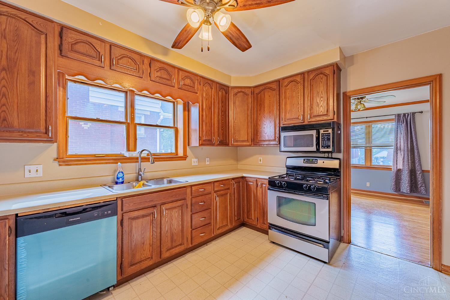 4430 Grove Avenue, Green Twp, OH, 45211 — photo 14