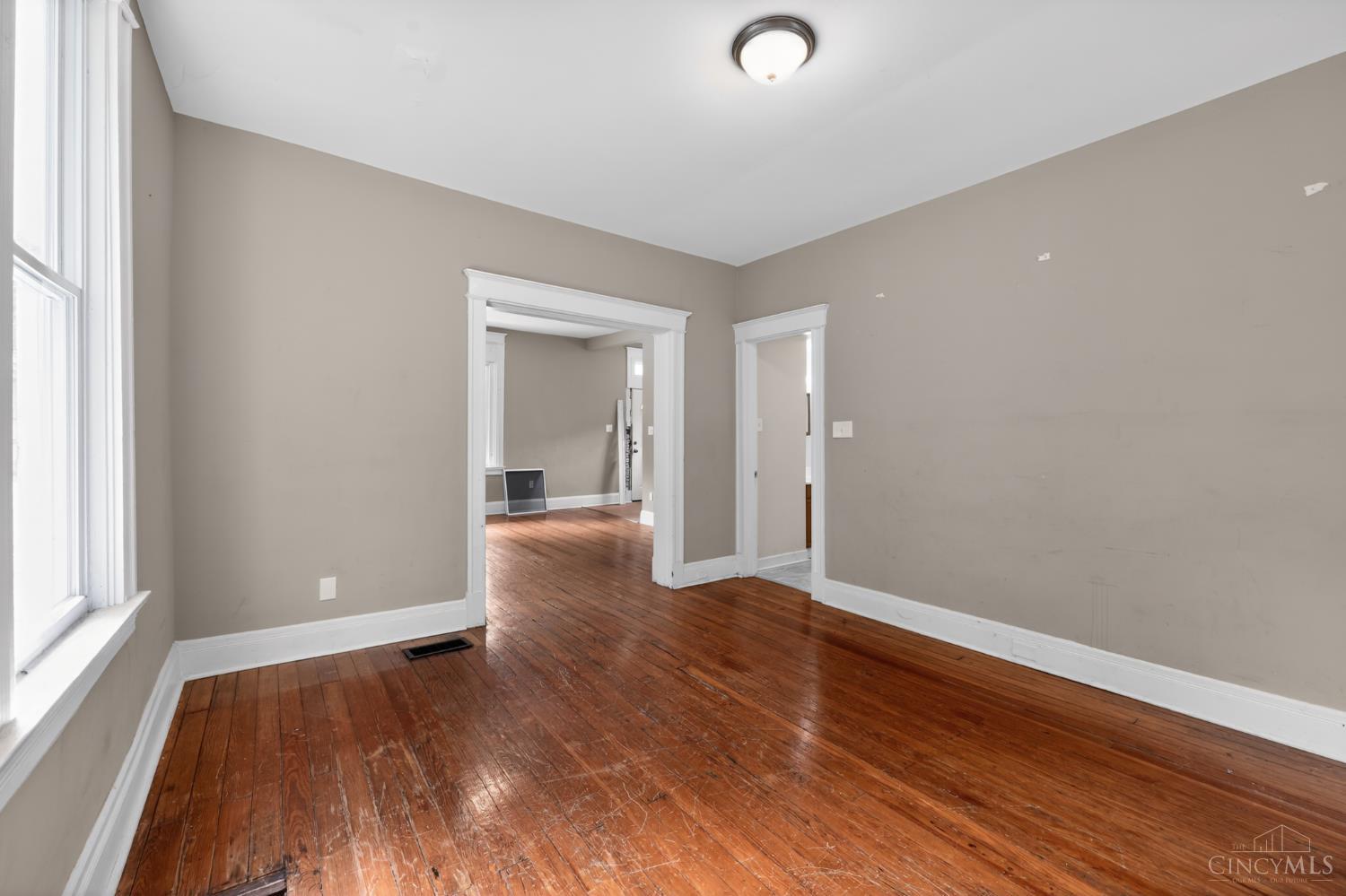 3118 Sunshine Avenue, Cincinnati, OH, 45211 — photo 16