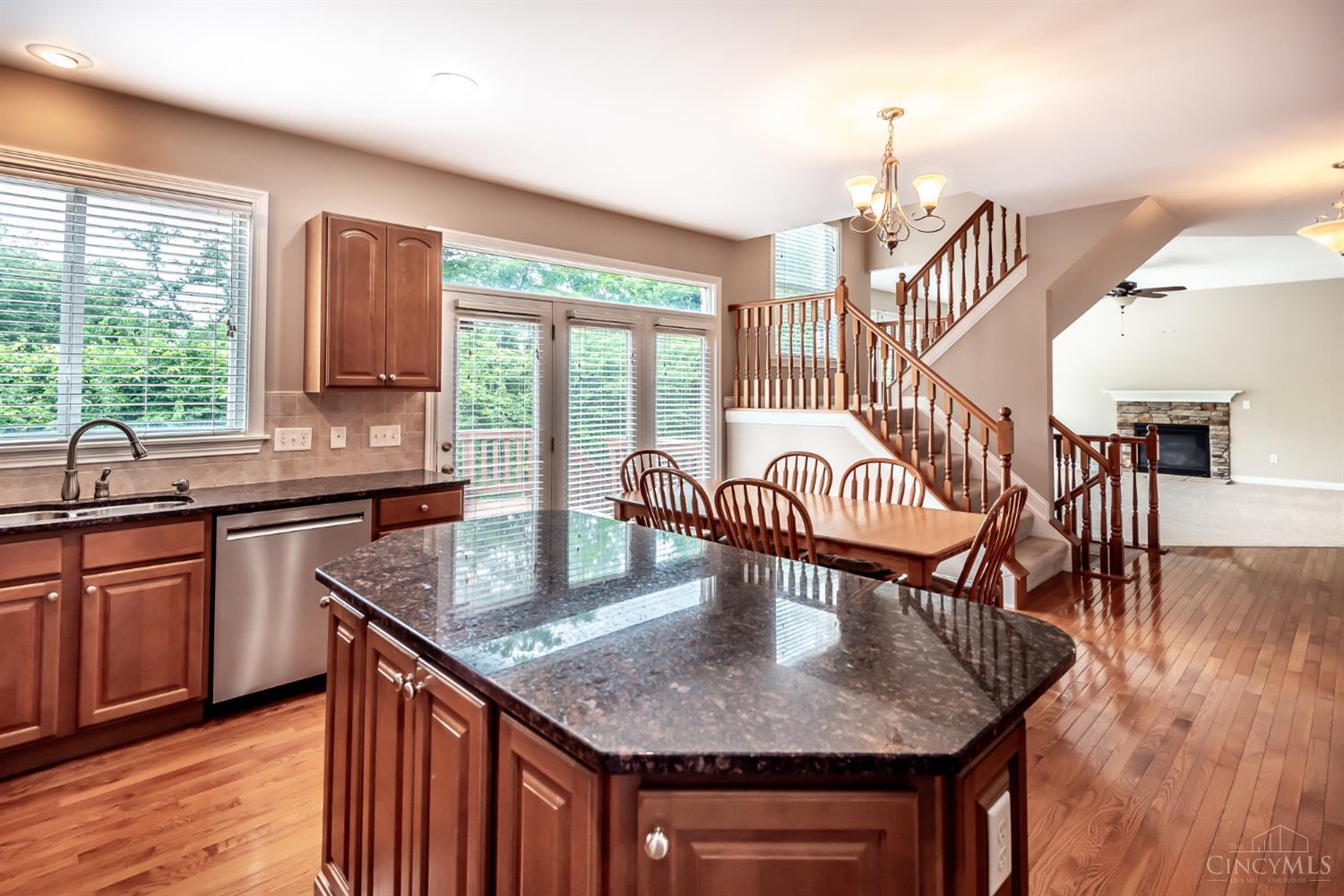 1481 Shaker Run Boulevard, Turtle Creek Twp, OH, 45036 — photo 12