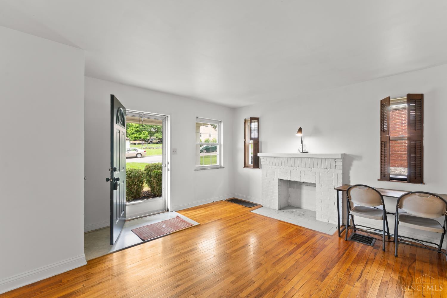 7214 Osceola, Madeira, OH, 45243 — photo 4