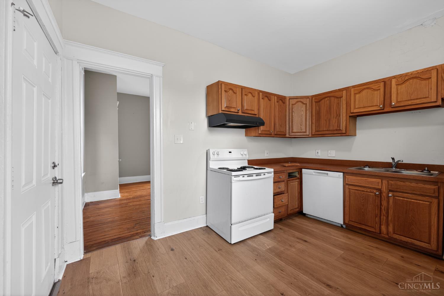 3118 Sunshine Avenue, Cincinnati, OH, 45211 — photo 12