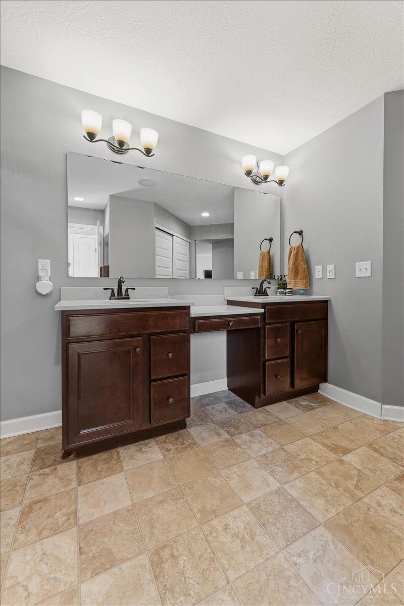4615 Stablehand Drive, Batavia Twp, OH, 45103 — photo 27