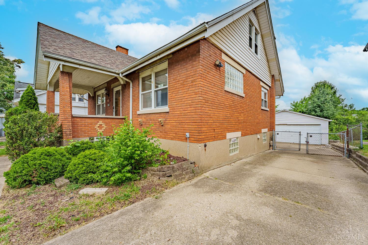 4430 Grove Avenue, Green Twp, OH, 45211 — photo 4