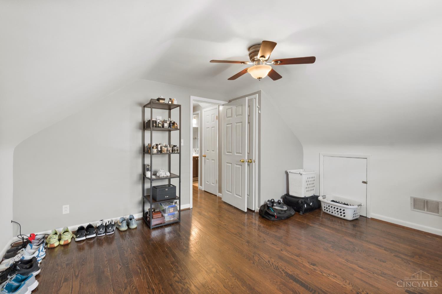 2888 Mt Airy Avenue, Green Twp, OH, 45239 — photo 15
