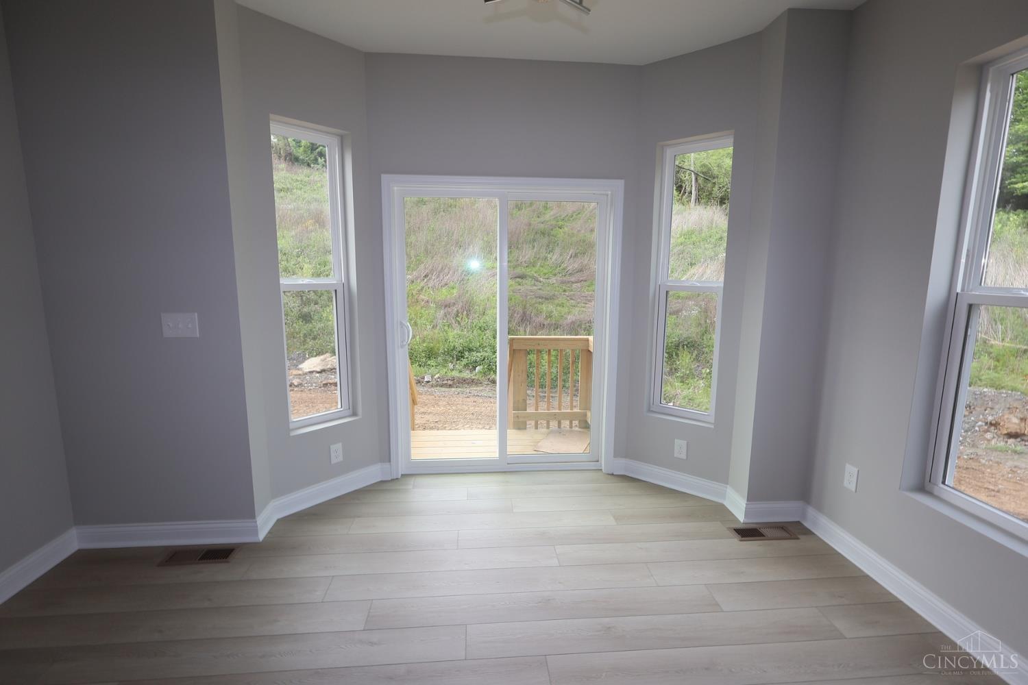 5779 Irwin Drive #142, Green Twp, OH, 45248 — photo 6