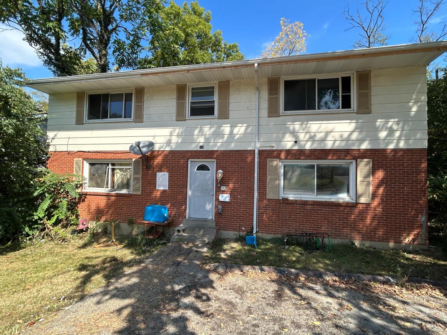 128 Clinton Springs Avenue, Cincinnati, OH, 45217 — photo 2