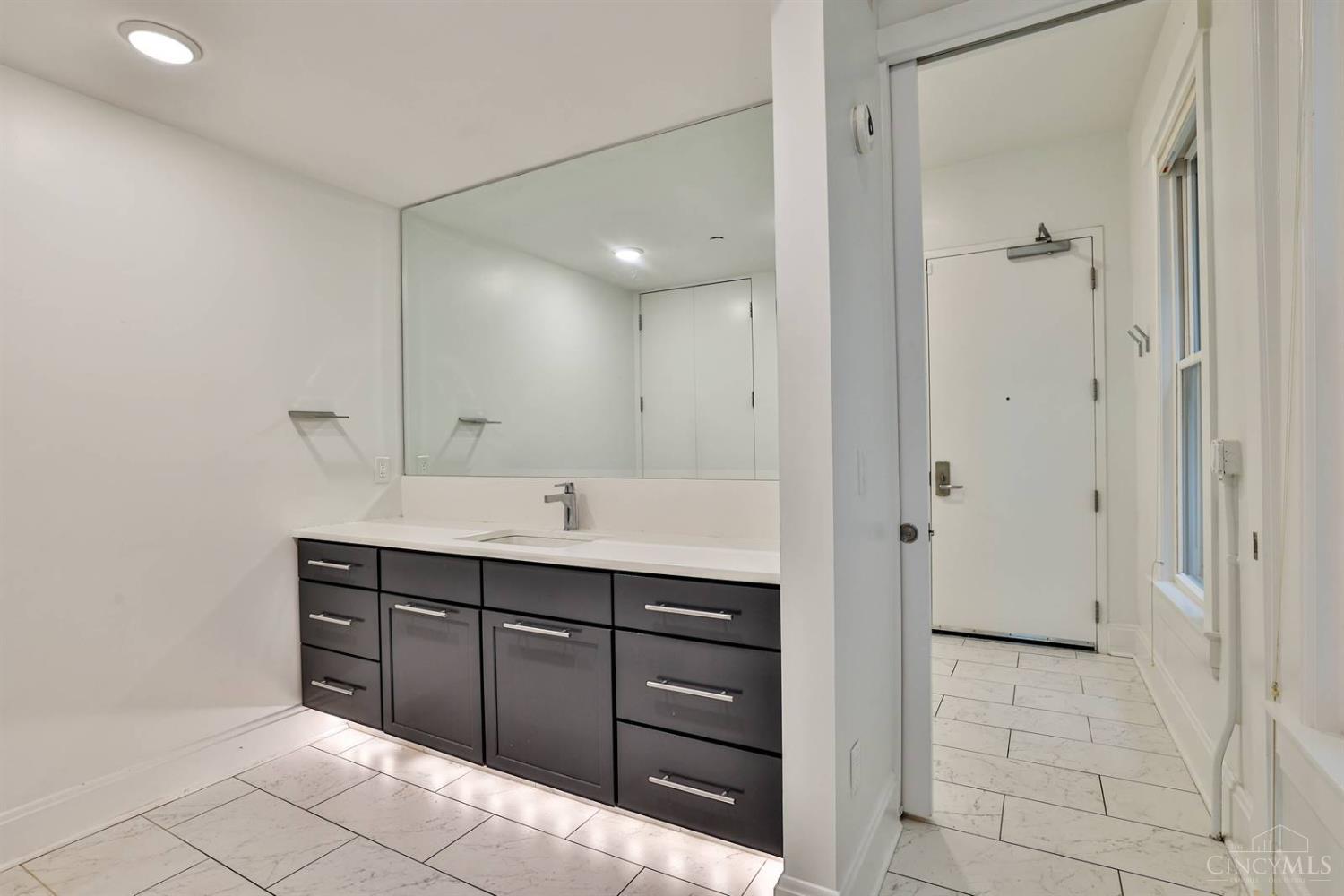 1203 Vine Street #B, Cincinnati, OH, 45202 — photo 20