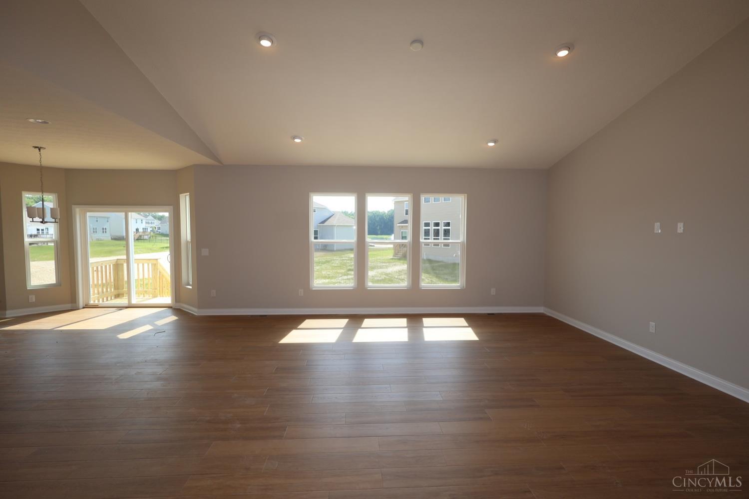 5976 Hawks Lane #60, Miami Twp, OH, 45150 — photo 7