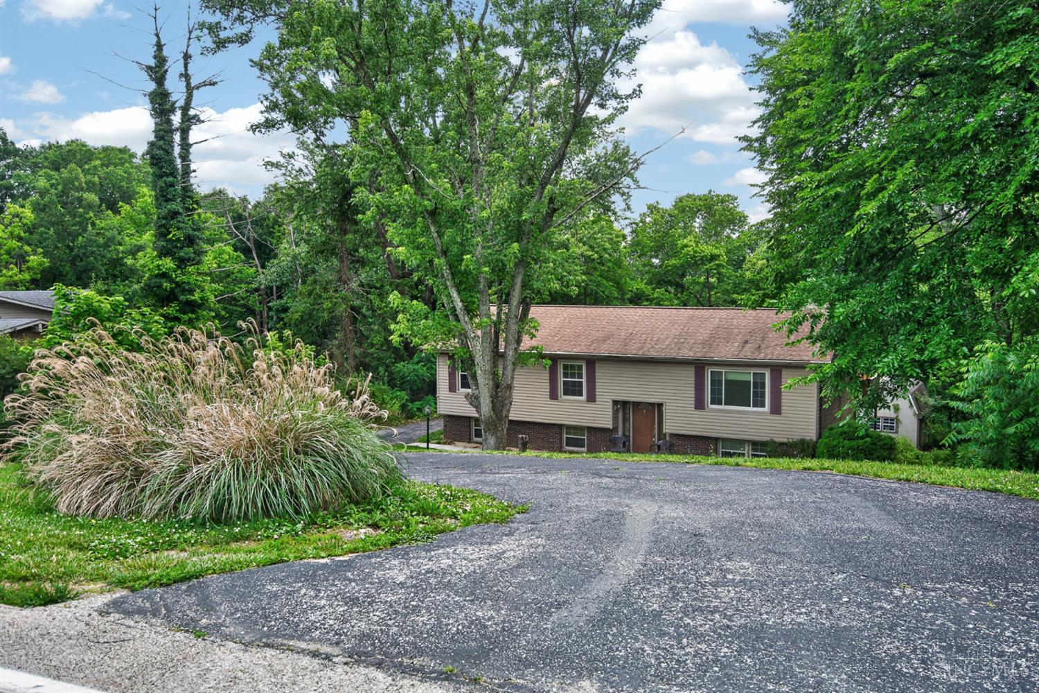 10657 Carolina Trace Road, Harrison Twp, OH, 45030 — photo 3