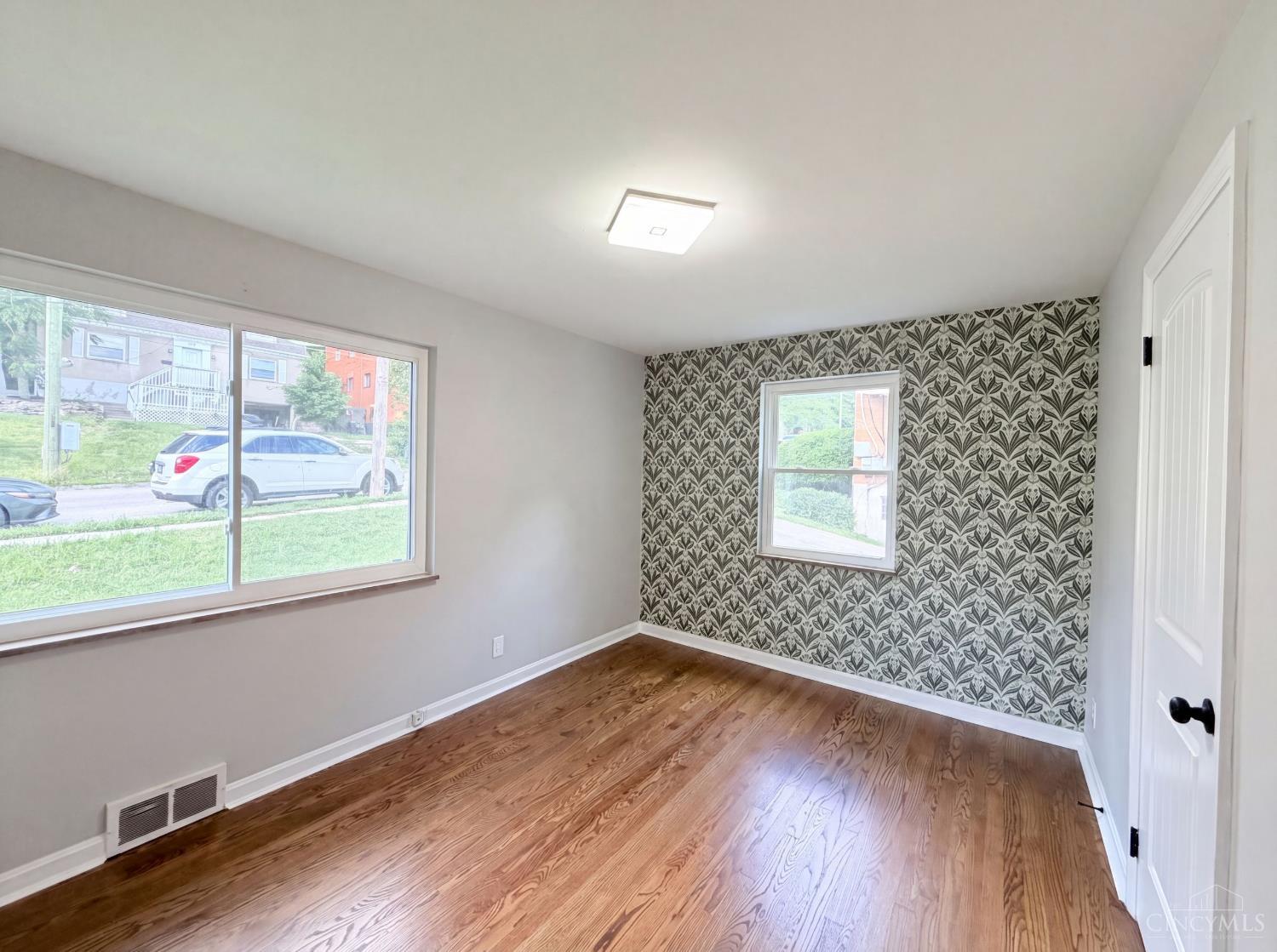 577 Lowell Avenue, Cincinnati, OH, 45220 — photo 10