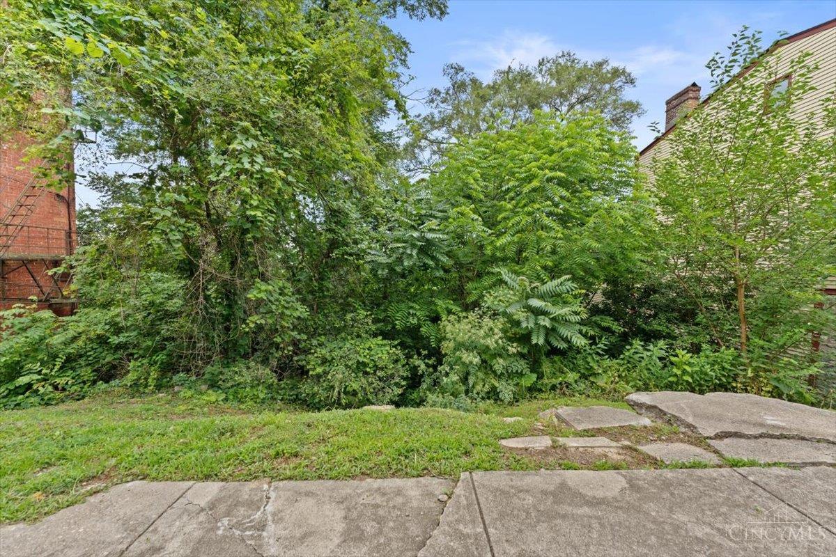 1863 Walker Street, Cincinnati, OH, 45202 — photo 2