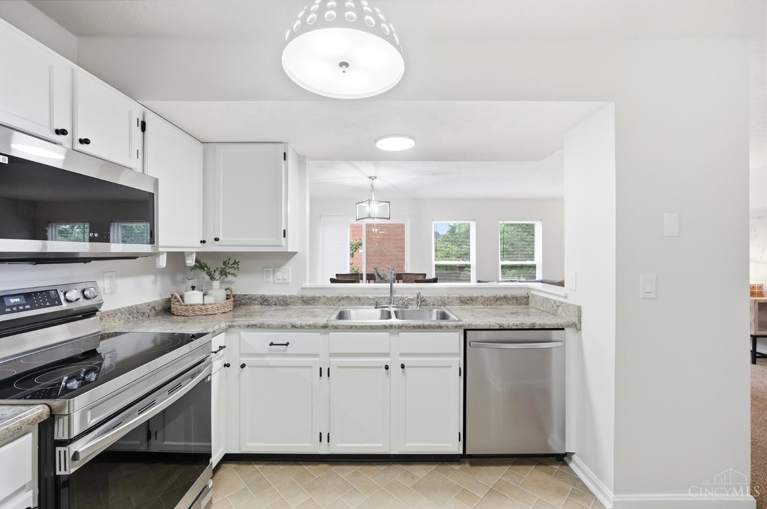 1013 John Street, Cincinnati, OH, 45203 — photo 13