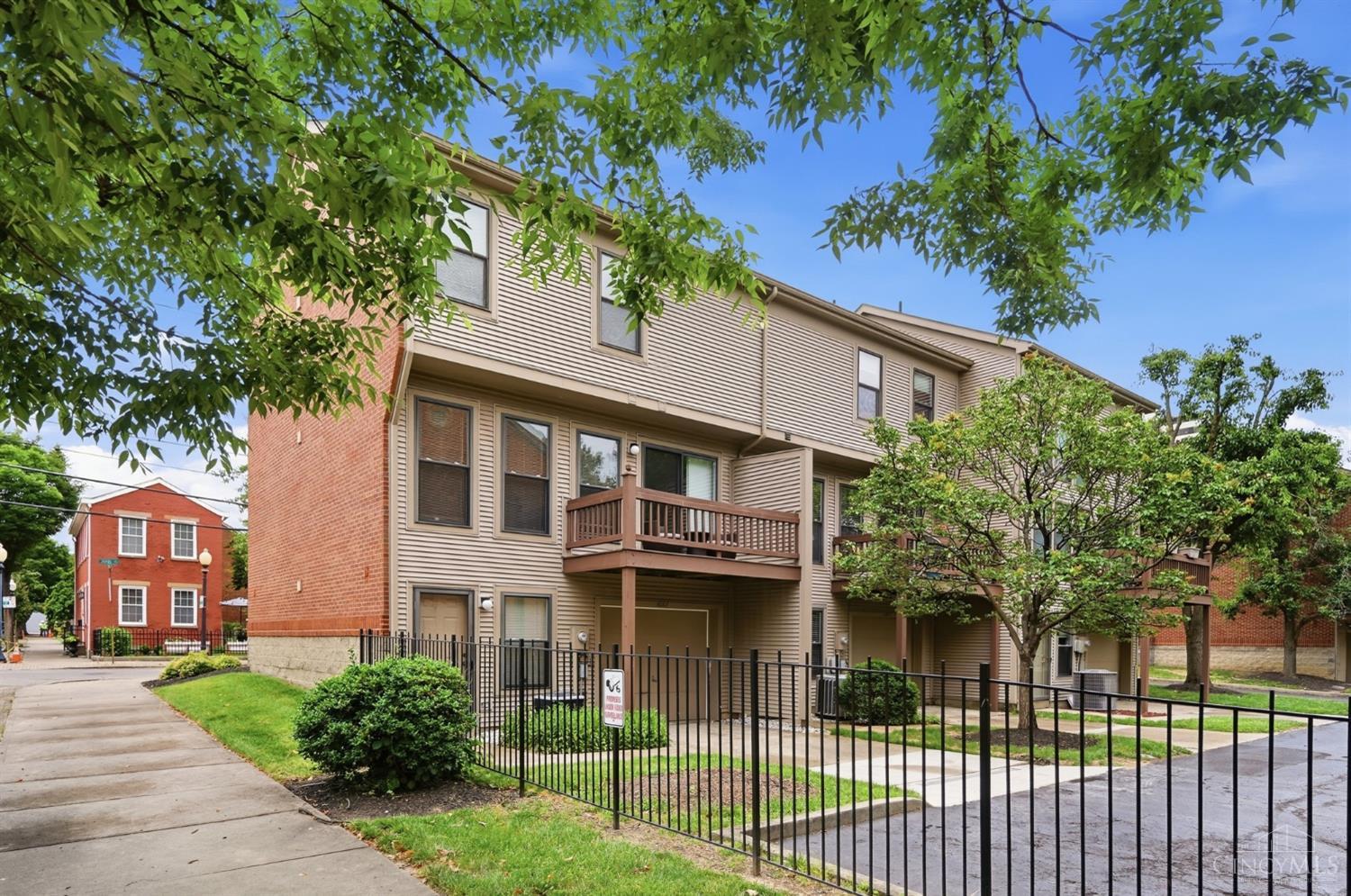 1013 John Street, Cincinnati, OH, 45203 — photo 33