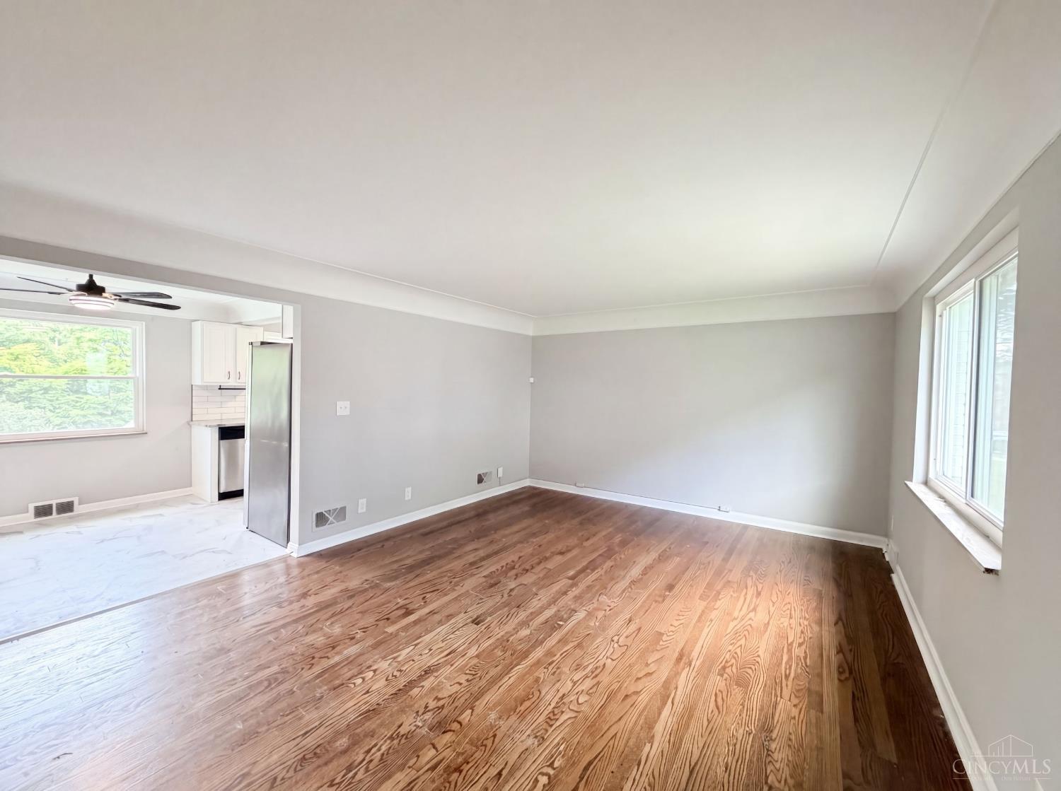 577 Lowell Avenue, Cincinnati, OH, 45220 — photo 5