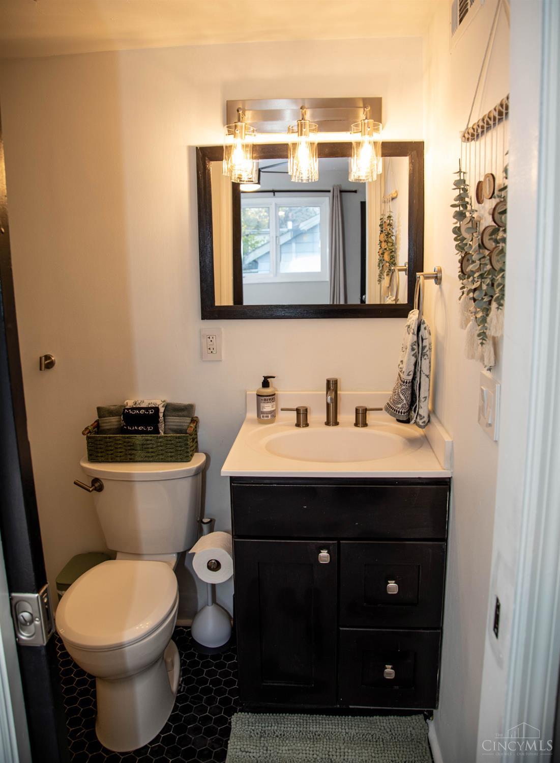 512 Fairbanks Avenue, Cincinnati, OH, 45205 — photo 31