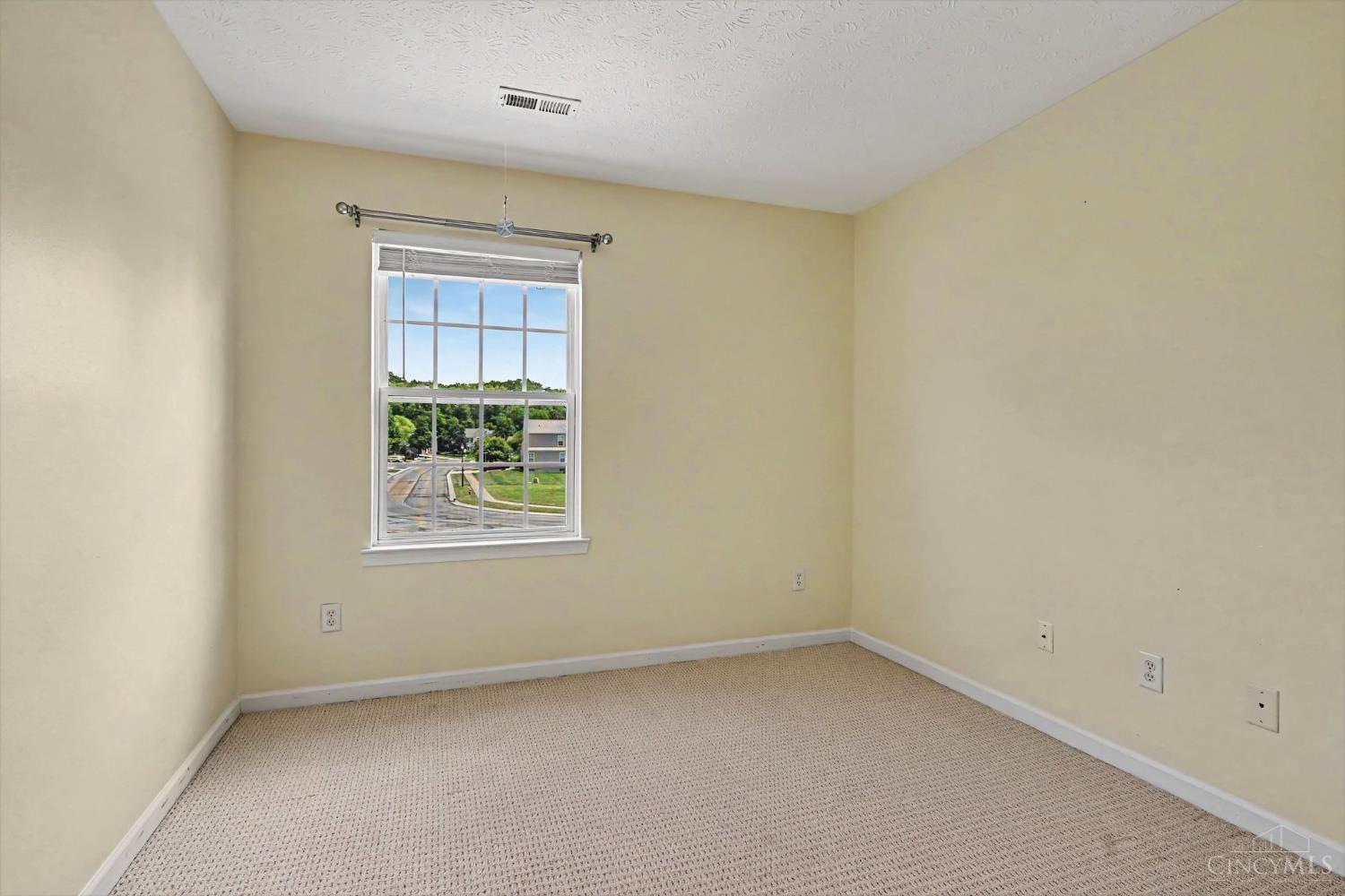 6423 Riverbend Drive, Clayton, OH, 45415 — photo 14