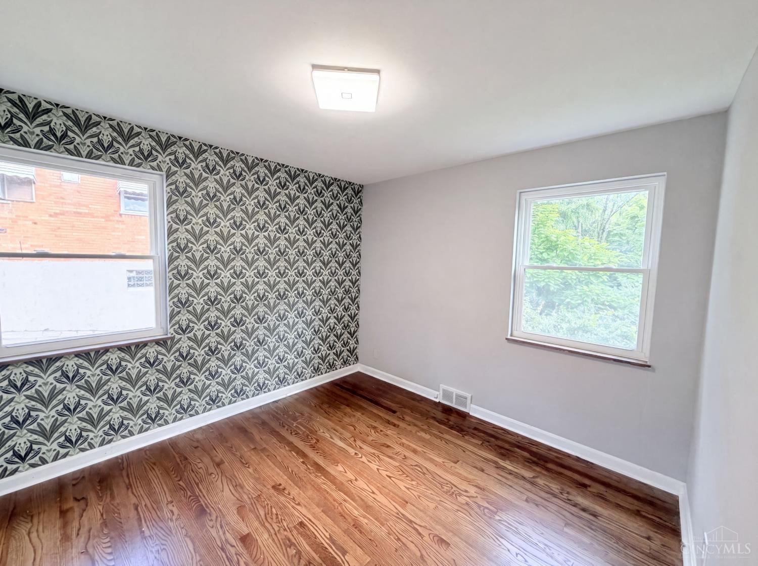 577 Lowell Avenue, Cincinnati, OH, 45220 — photo 4