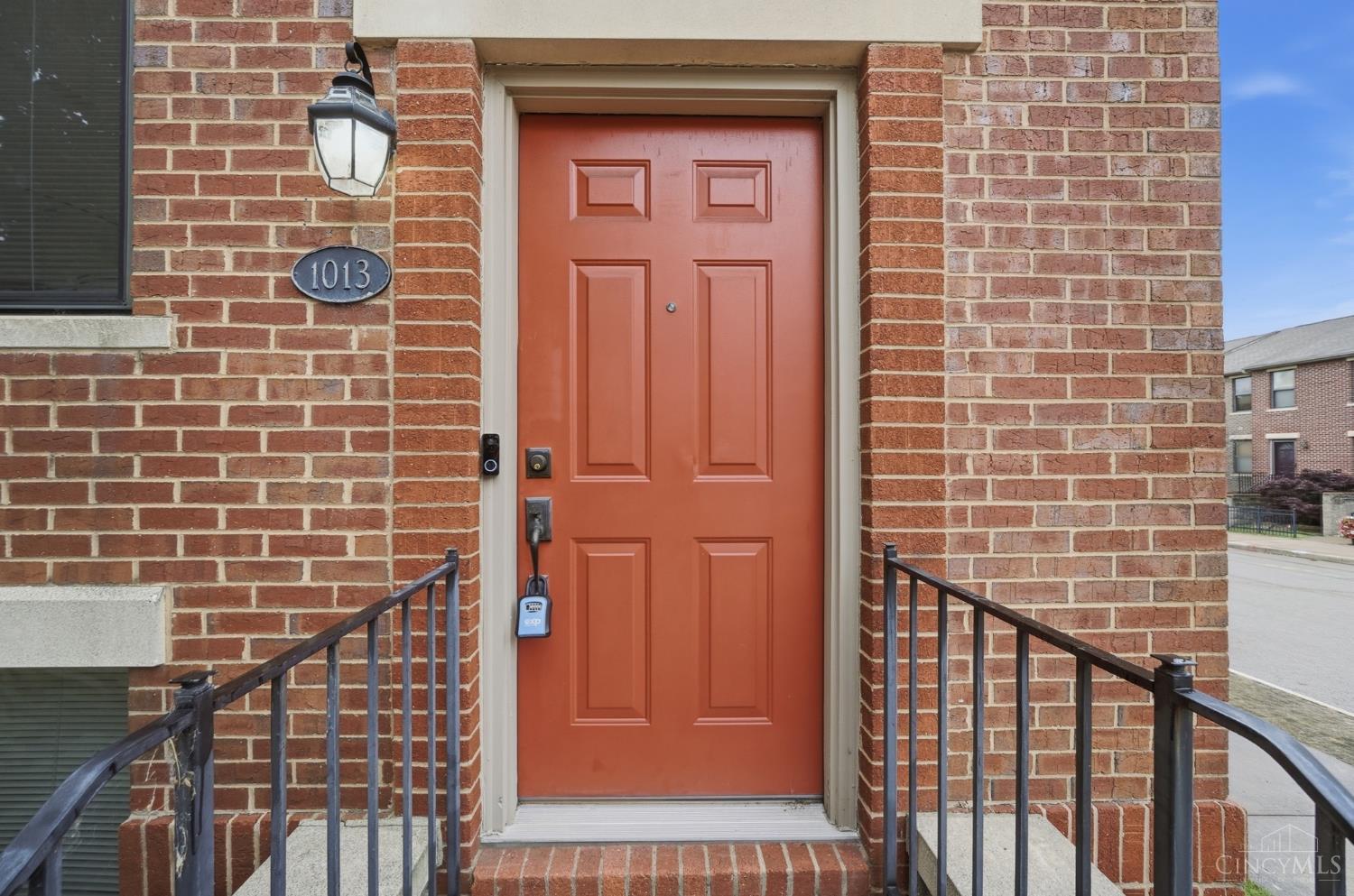 1013 John Street, Cincinnati, OH, 45203 — photo 3