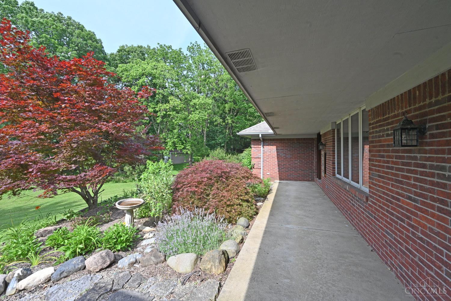 560 Louise Drive, Xenia, OH, 45385 — photo 3