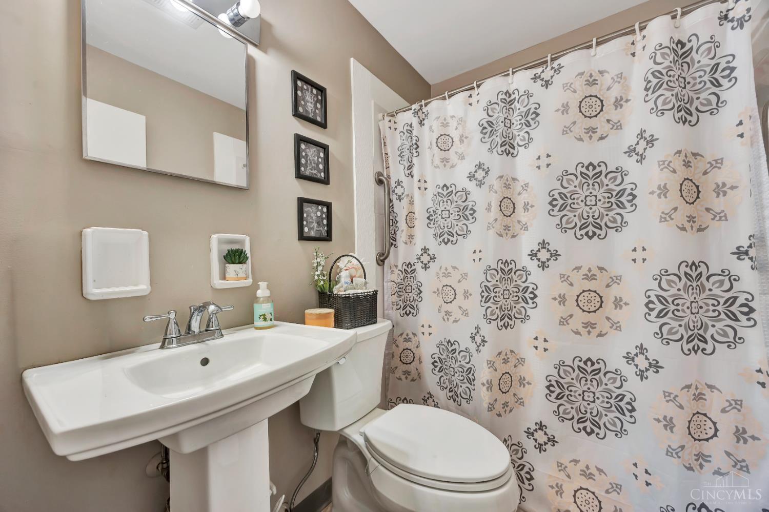 5468 Schiering Drive, Fairfield, OH, 45014 — photo 28