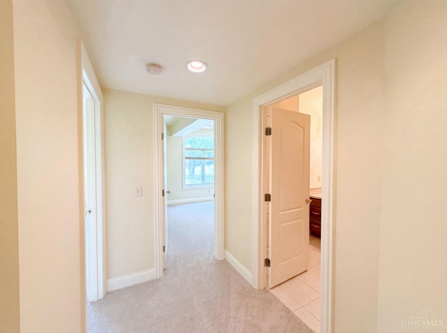 7087 Bridgetown Road, Green Twp, OH, 45248 — photo 16