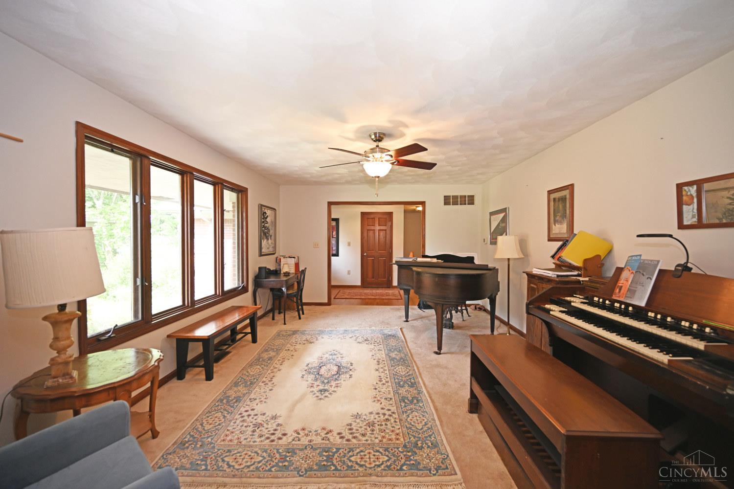 560 Louise Drive, Xenia, OH, 45385 — photo 11