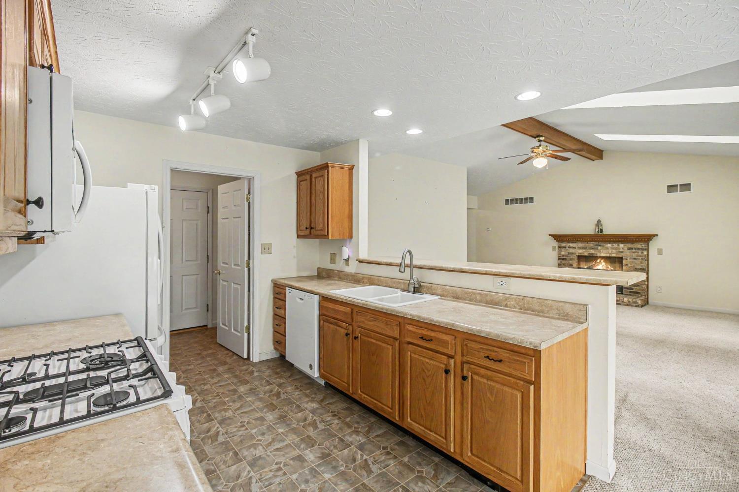 820 Waynoka Drive, Jackson Twp, OH, 45171 — photo 18