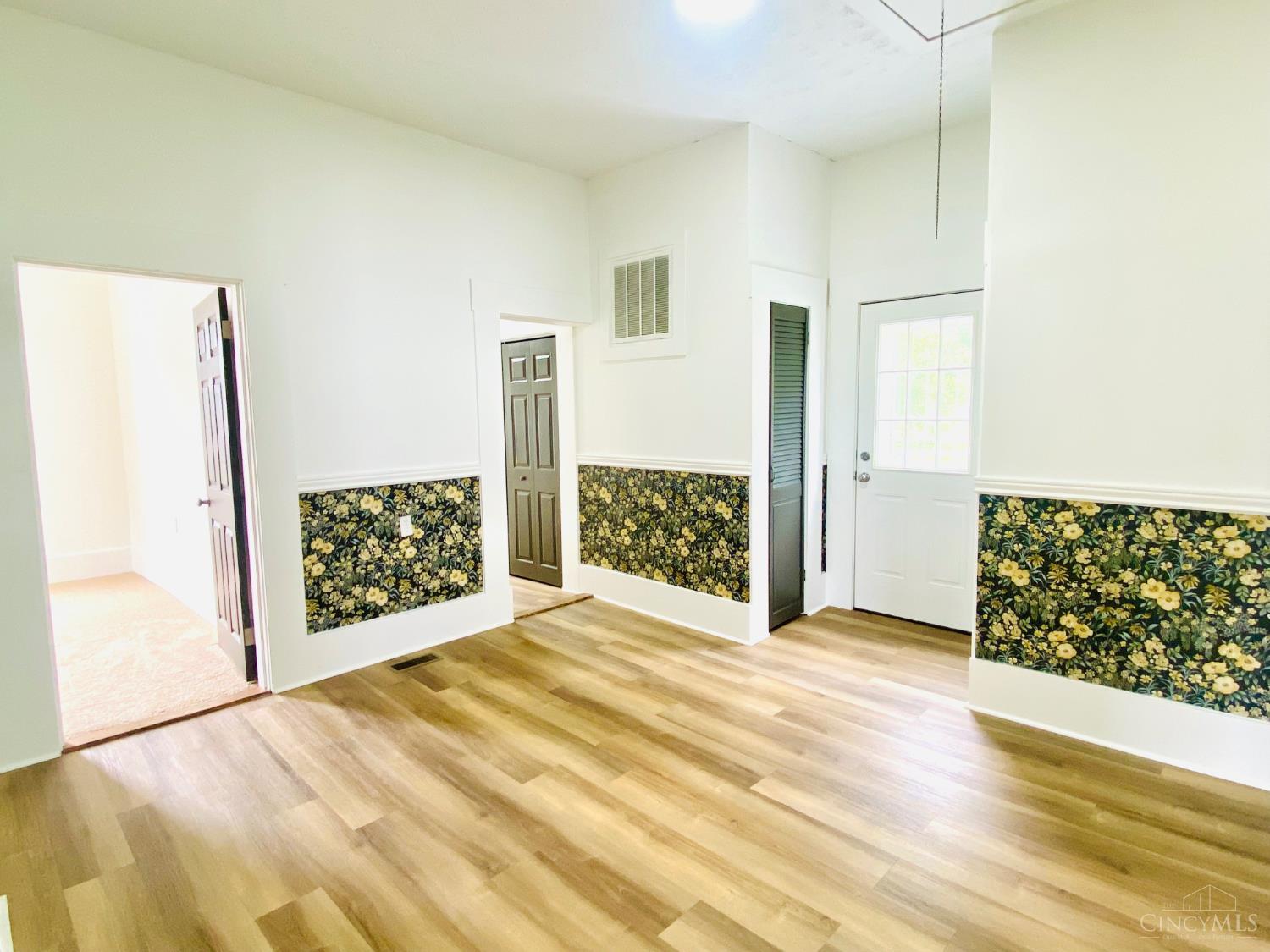 This home — photo 13