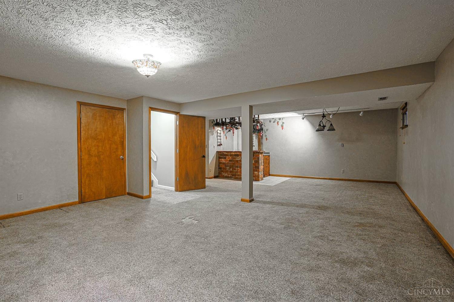 1047 Golfview Road, Middletown, OH, 45042 — photo 26