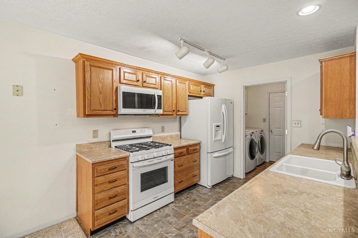 820 Waynoka Drive, Jackson Twp, OH, 45171 — photo 19