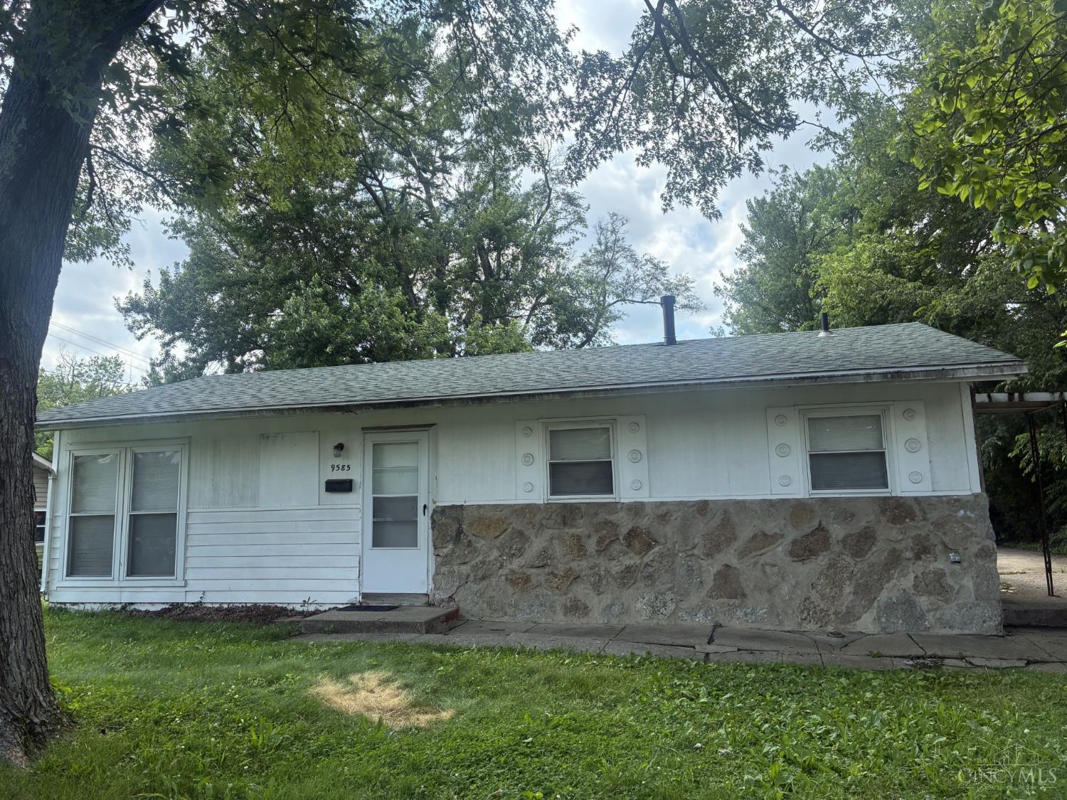 9585 Ridgemoor Avenue, Colerain Twp, OH, 45231