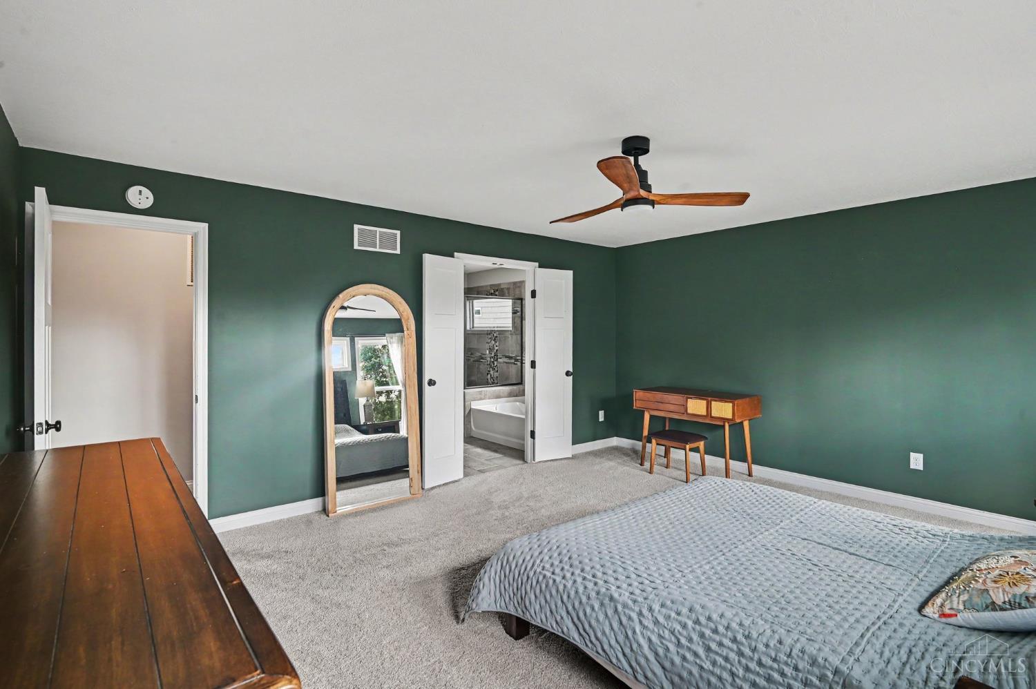 199 W Decatur Lane, Loveland, OH, 45140