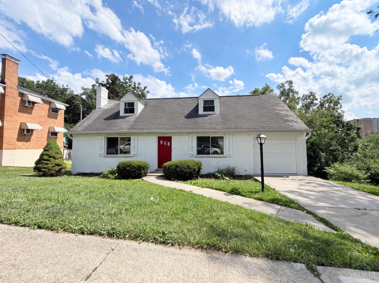 577 Lowell Avenue, Cincinnati, OH, 45220