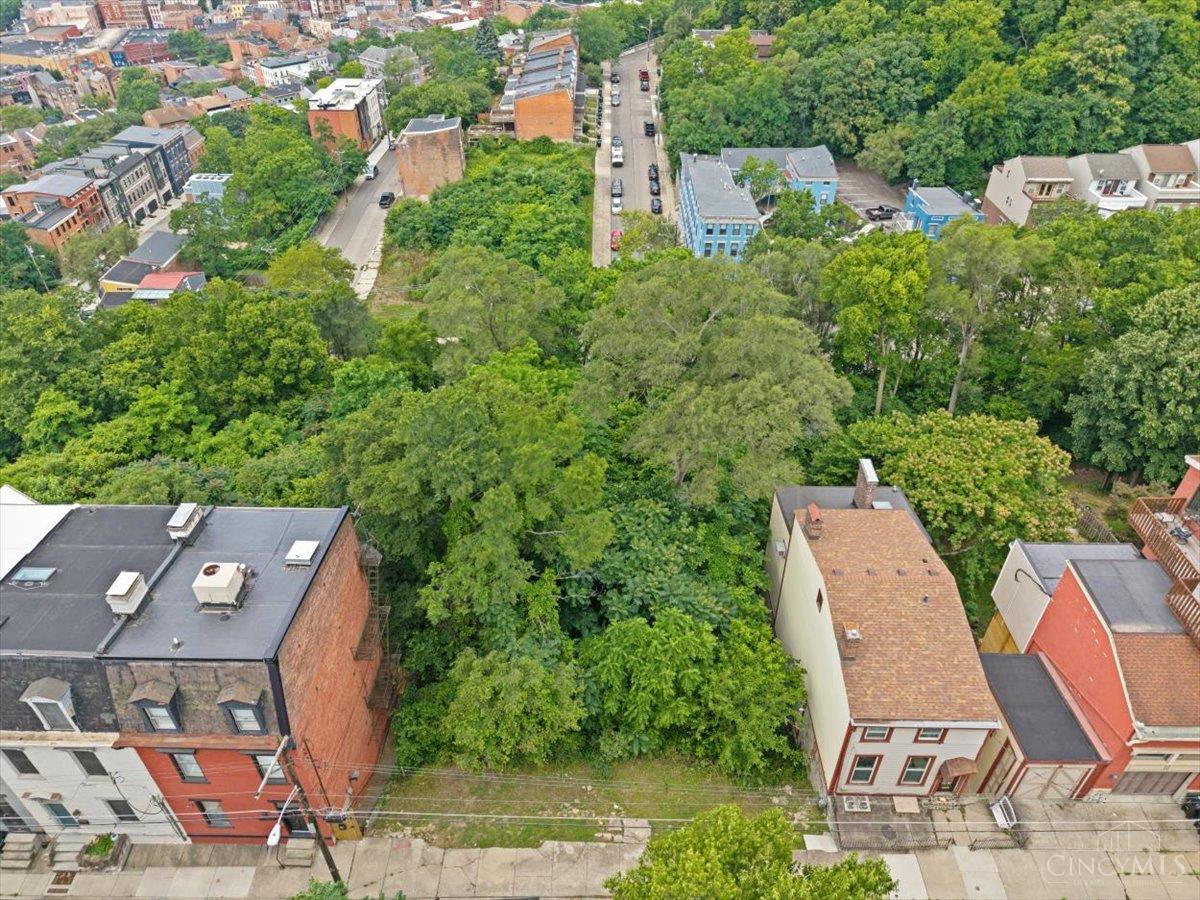 1863 Walker Street, Cincinnati, OH, 45202