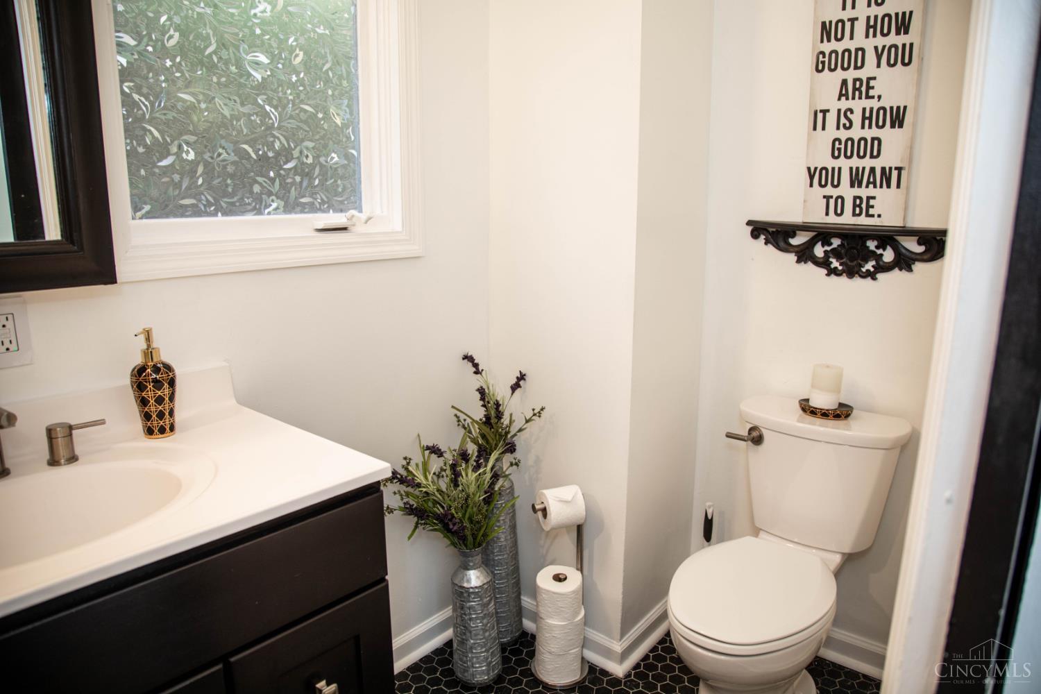 512 Fairbanks Avenue, Cincinnati, OH, 45205 — photo 33