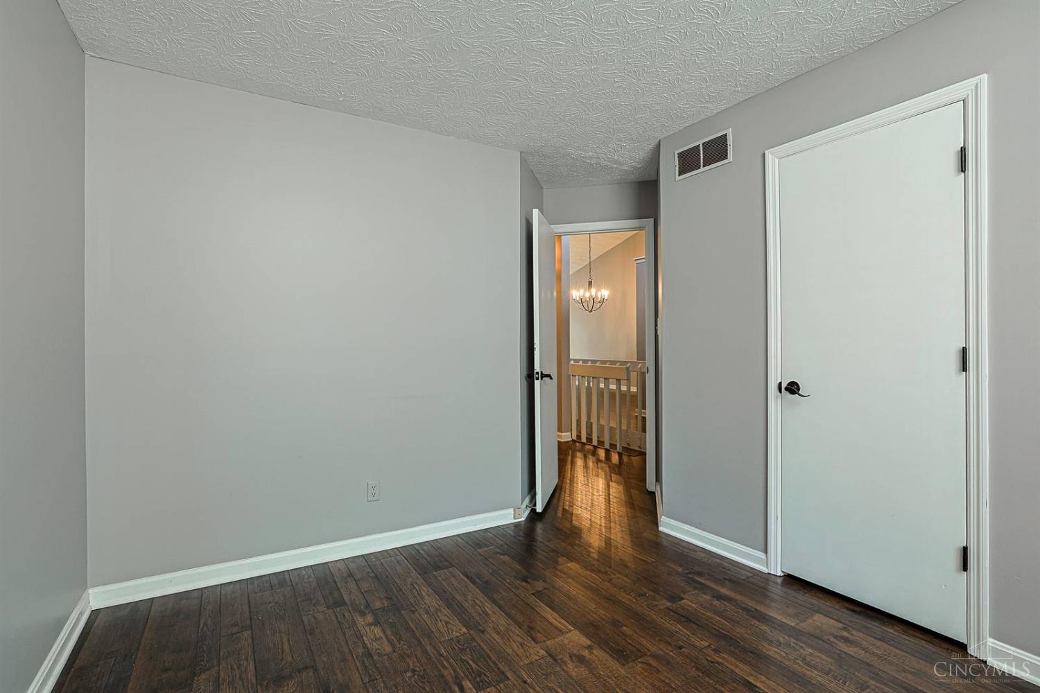 1047 Golfview Road, Middletown, OH, 45042 — photo 22