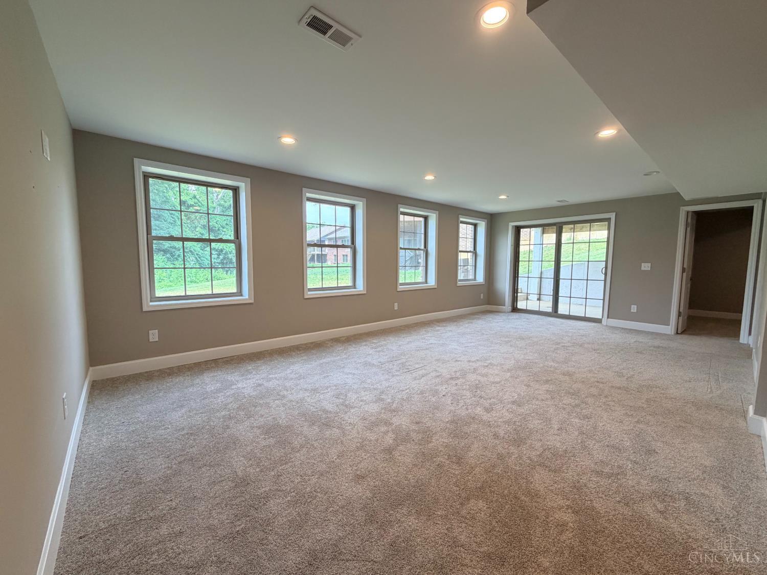 6723 Daniels Walk, Cincinnati, OH, 45233 — photo 32