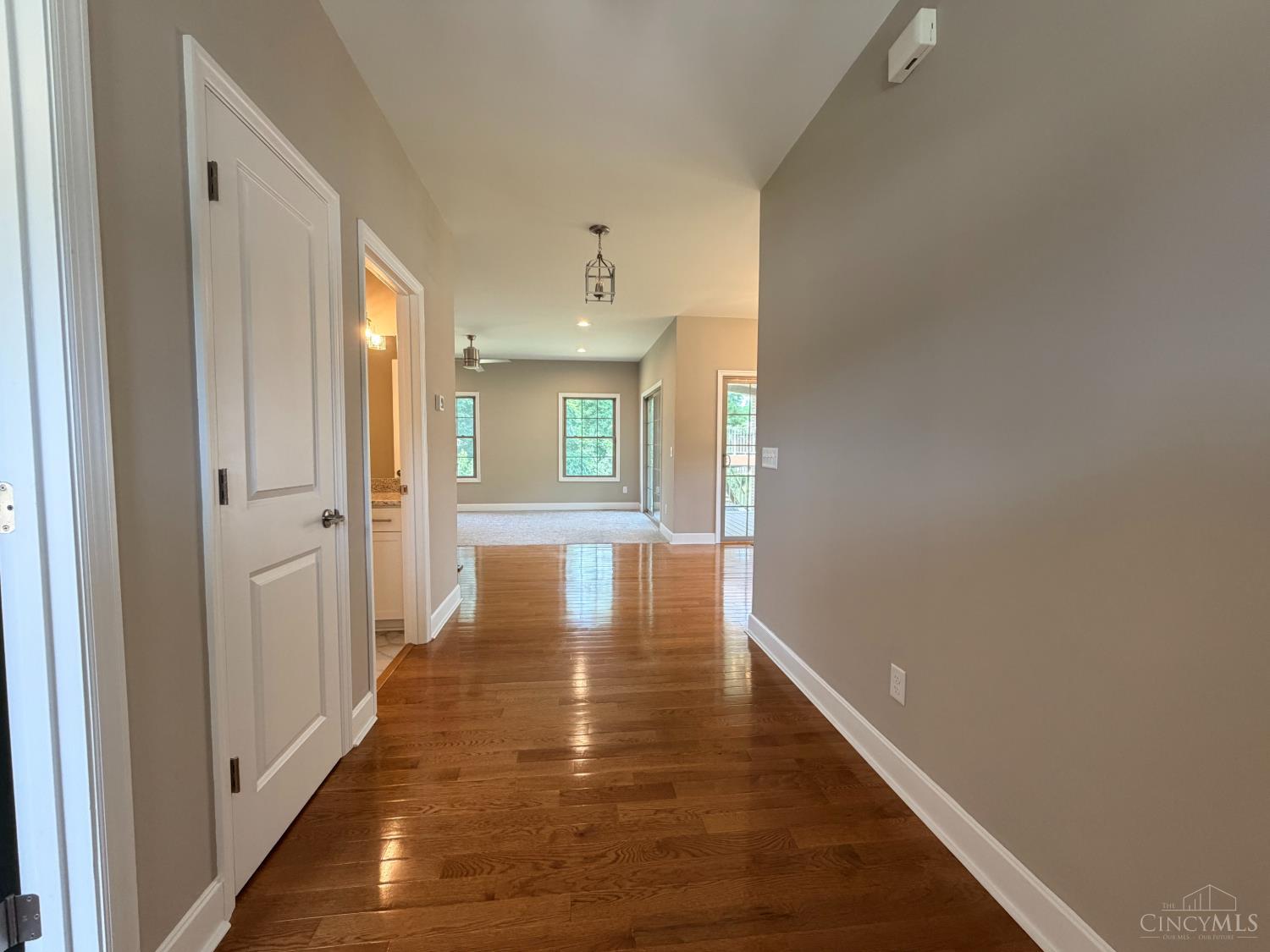 6723 Daniels Walk, Cincinnati, OH, 45233 — photo 5