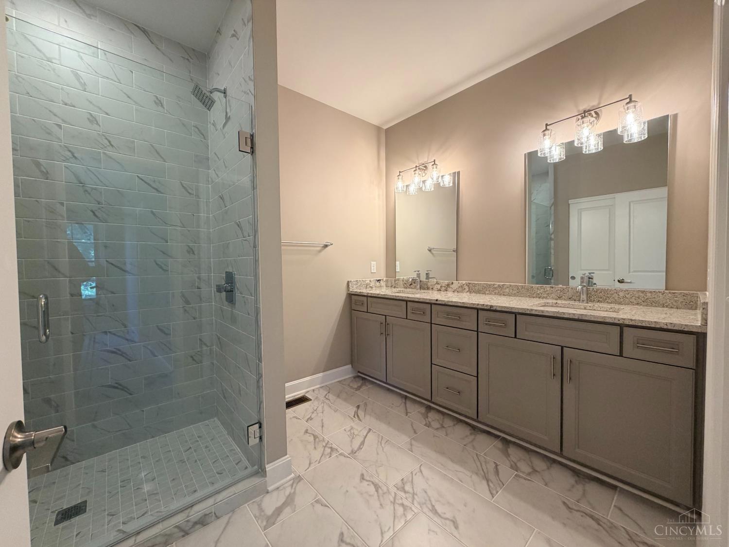 6723 Daniels Walk, Cincinnati, OH, 45233 — photo 20