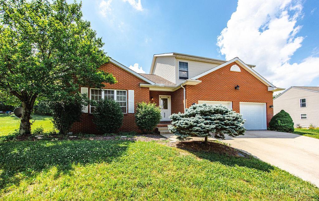 609 Honor Lane, Oxford, OH, 45056