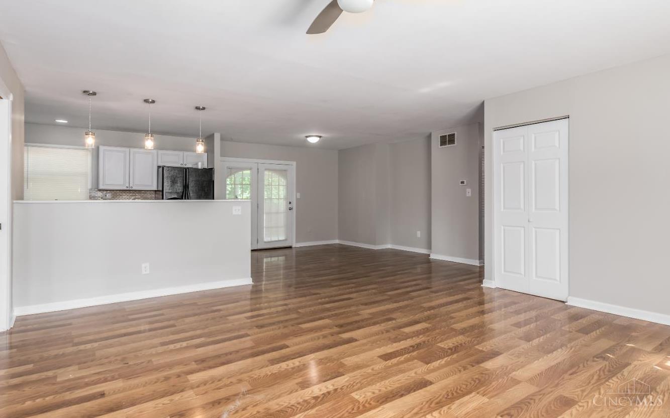 9984 Menominee Drive, Colerain Twp, OH, 45251 — photo 3