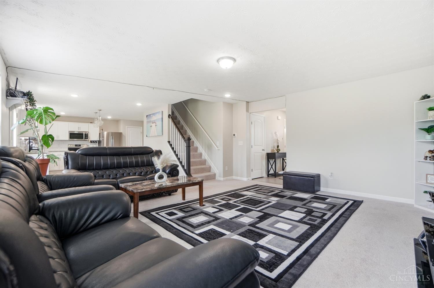 2224 Pine Valley Drive, Hamilton, OH, 45013 — photo 11